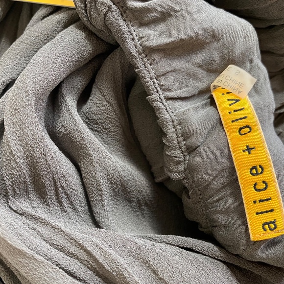 Alice + Olivia brown flowing dress. - Picture 4 of 6